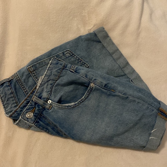 H&M Divided High Waist Denim Shorts - Picture 10 of 11